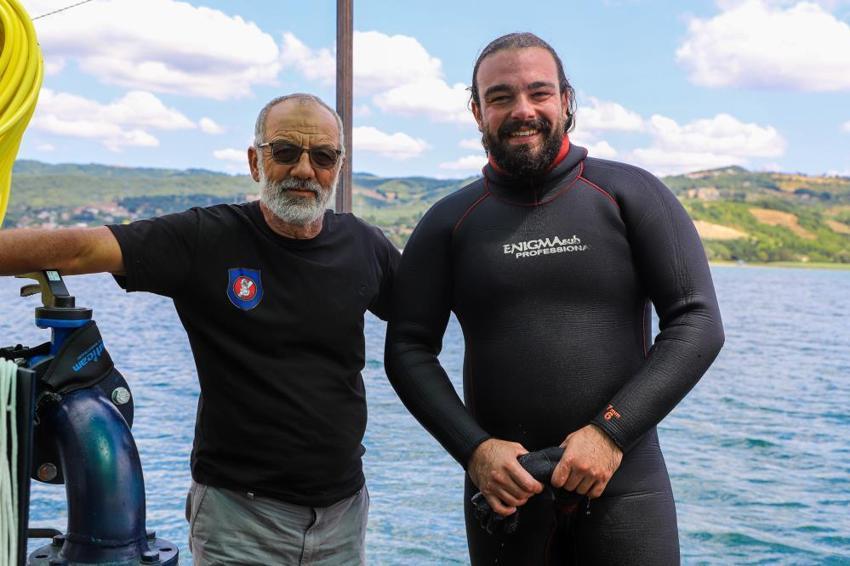 Sapanca Gölü'nde kritik mücadele: Adeta zamanla yarışıyorlar! 45 gün boyunca sürecek
