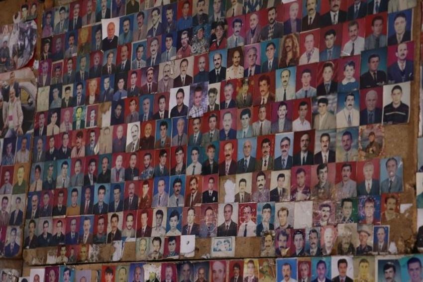 Trabzonlu berber dükkanın köşesine kurdu: Gelen geçen bakıyor! 34 yıl önce başladı, 3 bin kişiyi biriktirdi