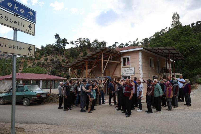 'Köy Konağı' diye alınan bina muhtarın çıktı! Köylü gerçeği yıllar sonra öğrendi