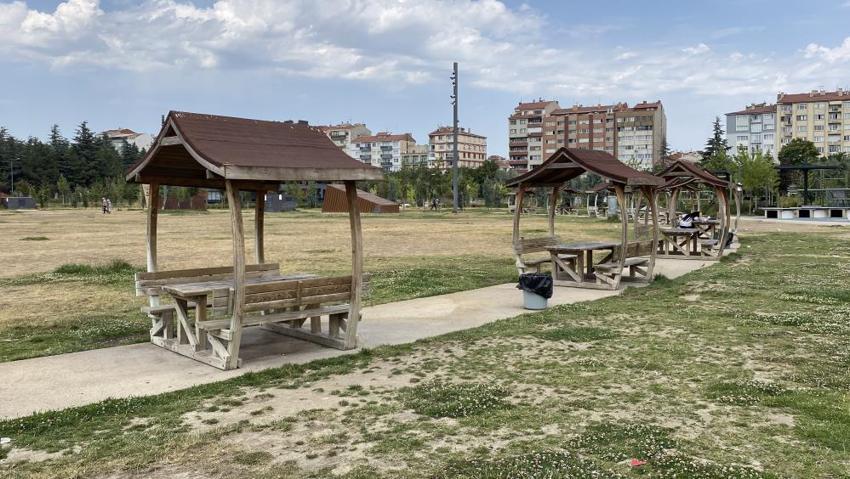 Eskişehir Millet Bahçesi'nde akran zorbalığı! 13 yaşındaki kıza uyuşturucu içirmeye çalıştılar; serbest kaldılar