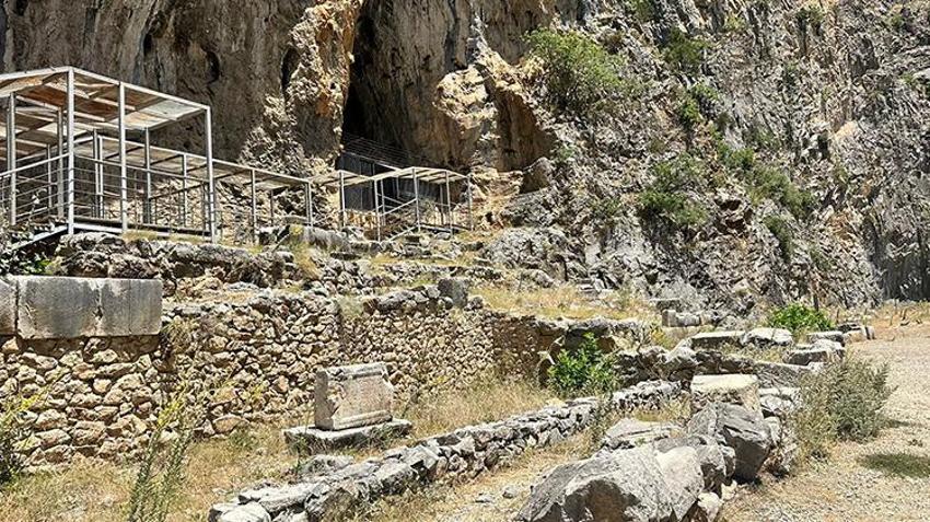 Isparta'da gizli mağara keşfedildi! 81 ilden bunun için geliyorlar, içeri giren vücudunda değişimi hissediyor