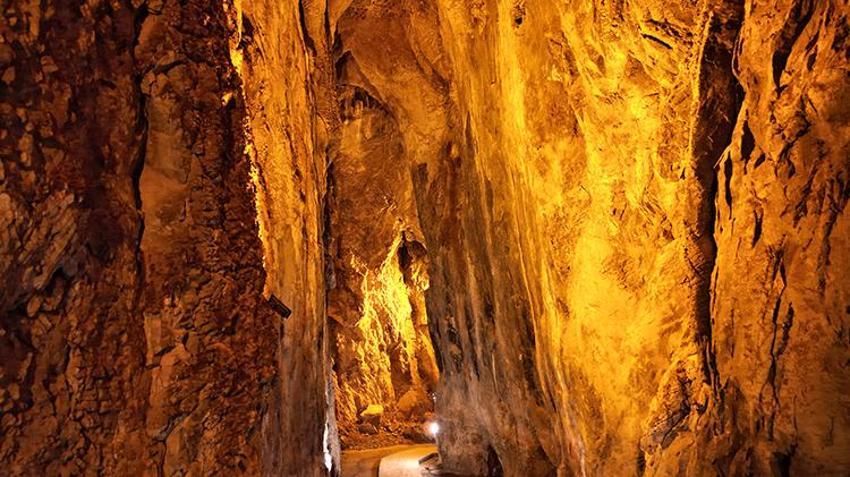 Isparta'da gizli mağara keşfedildi! 81 ilden bunun için geliyorlar, içeri giren vücudunda değişimi hissediyor