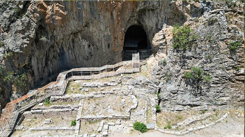 Isparta'da gizli mağara keşfedildi! 81 ilden bunun için geliyorlar, içeri giren vücudunda değişimi hissediyor
