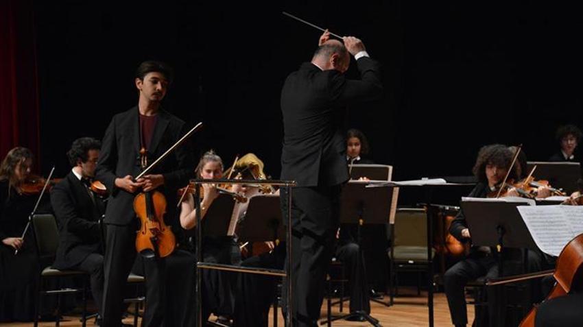 Eskişehir'de geleceğin yıldızları yetişiyor! Sanat dünyasına yön veriyor