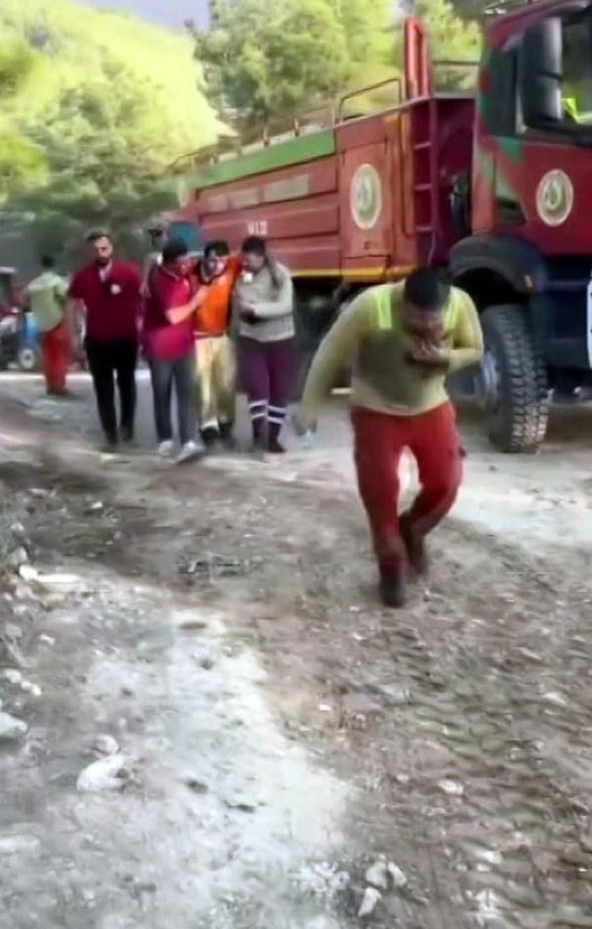 Sakarya yangınından nefes kesen anlar: Alevlerin içinde böyle görüntülendi