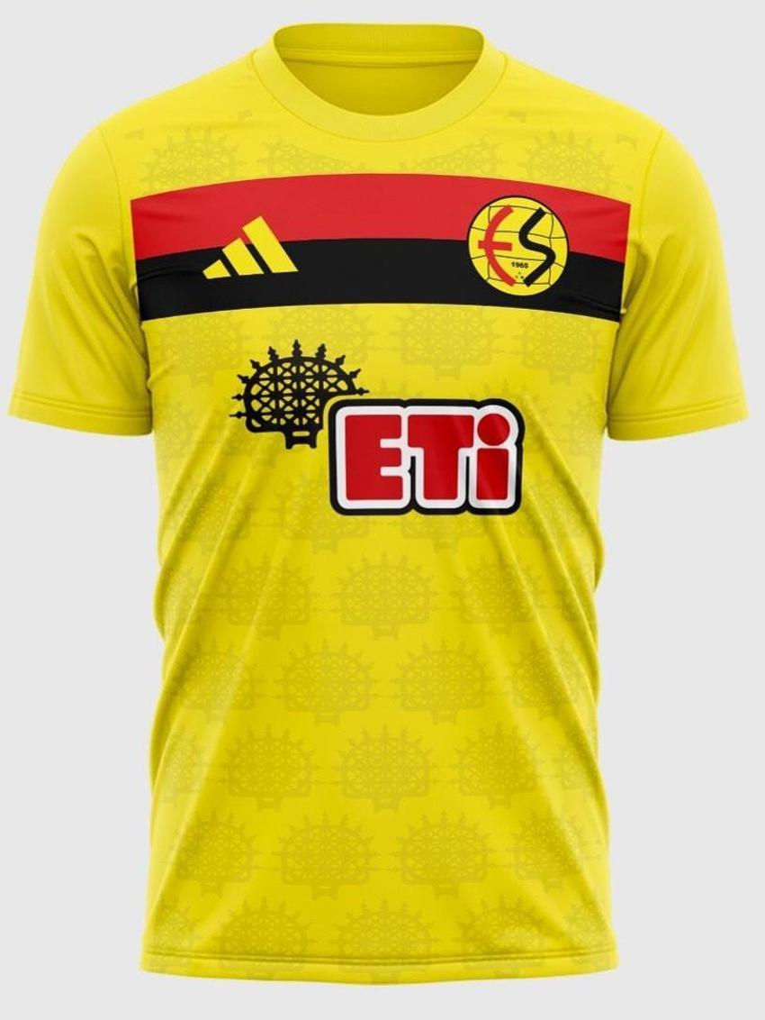 Eskişehirspor'un yeni formaları satışa çıktı! İşte fiyatları