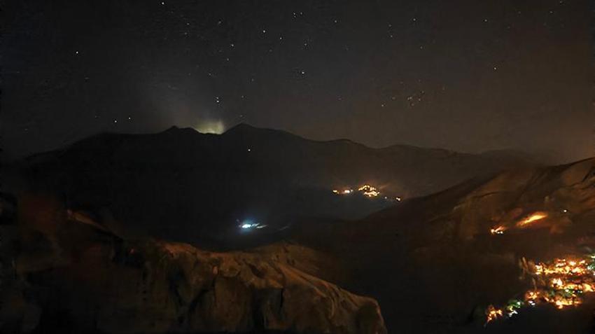 Erzurum-Artvin sınırında gizemli ışık! Bir anda ortaya çıktı, sosyal medyada gündem oldu