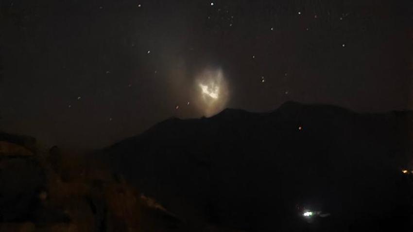 Erzurum-Artvin sınırında gizemli ışık! Bir anda ortaya çıktı, sosyal medyada gündem oldu