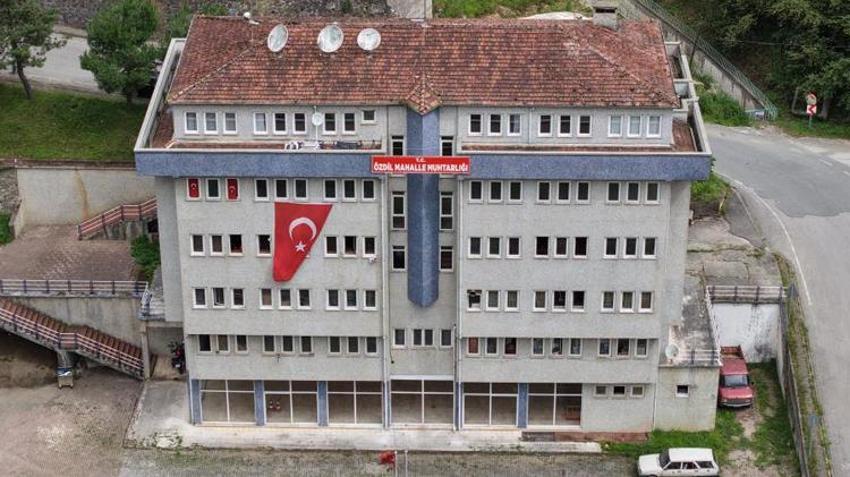 Trabzon'da 5 katlı muhtarlık binası! Gerçek ortaya çıktı: Muhtar sanki bir şatoda duruyormuş gibi