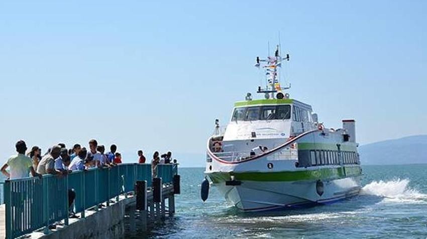 İznik Gölü'ndeki değişim şoke etti! Bir zamanlar deniz otobüslerinin yanaştığı iskele karada kaldı