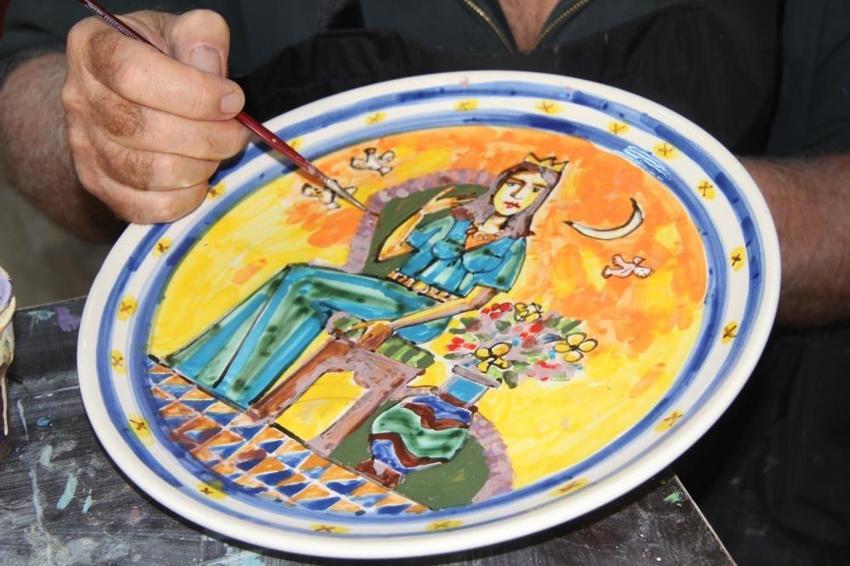 Ailesine destek olmak için başladı: 42 yıldır üretiyor