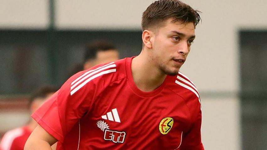 İsmail Zehir, Murat Elkatmış derken forvete gelecek isim belli oldu! Eskişehirspor bir transferi bitiriyor