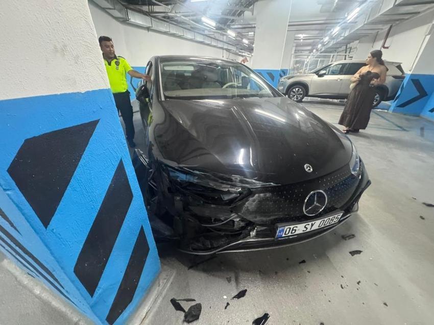 İzmir'de bir vale 7 milyonluk aracı kullanılamaz hale getirdi! 'Bir saat boyunca benden gizlediler'