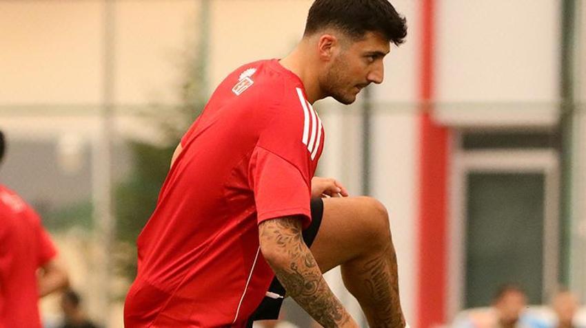 Eskişehirspor'da prim krizi sonrası yönetimden futbolculara misilleme: Biz kimseye tapu vermeyiz