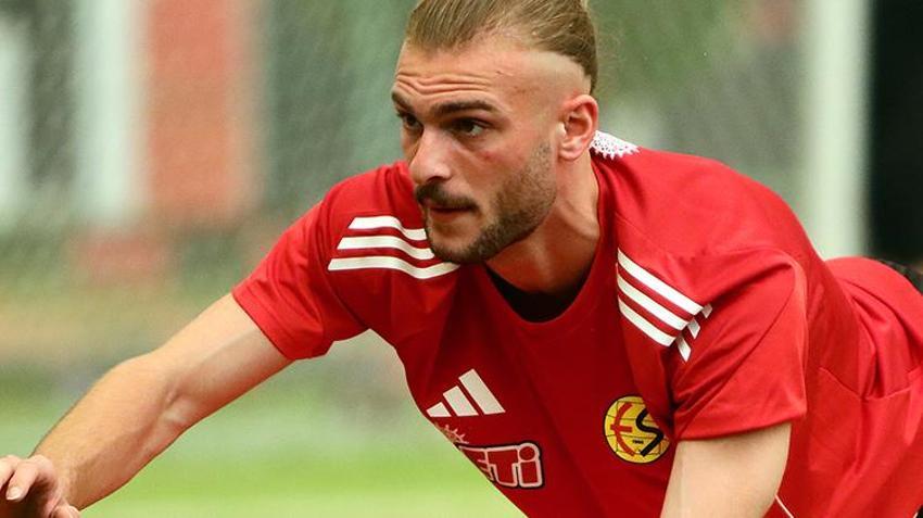 Eskişehirspor'da prim krizi sonrası yönetimden futbolculara misilleme: Biz kimseye tapu vermeyiz