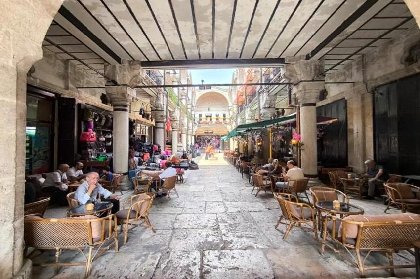 İçindeki havuzda sır var! Sivas'ta turistleri bir tek bu çekiyor