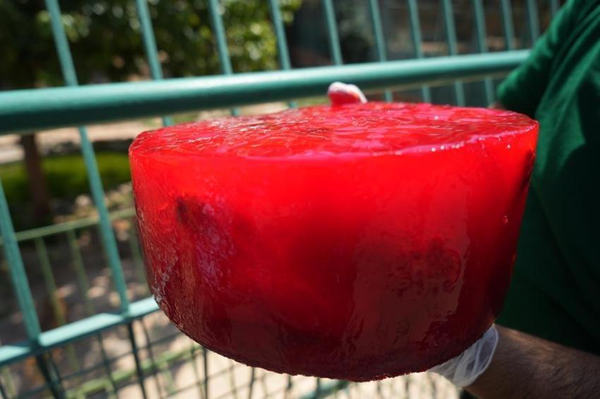 Gaziantep'in aslan ve kaplanlarına özel menü; buzlu et! Sıcaklarla böyle mücadele ediyorlar