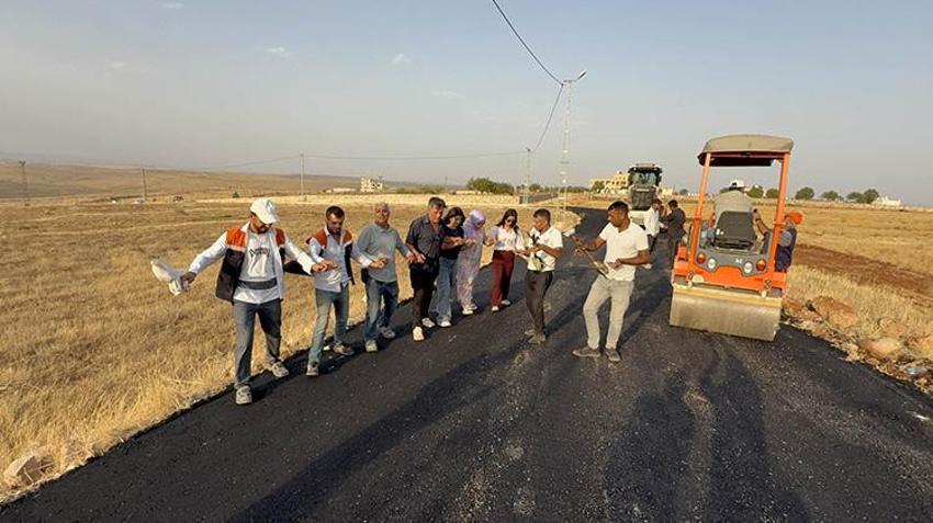 Midyat'ta Yezidilerin asfalt halayı! 50 yıl sonra yaşanan mutluluk