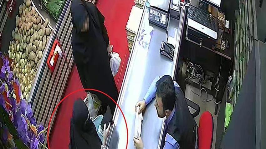 Erzurum'da manava bırakılan sırlı çoraplar sahibini bekliyor! Yaşlı kadın getirip ortadan kayboldu