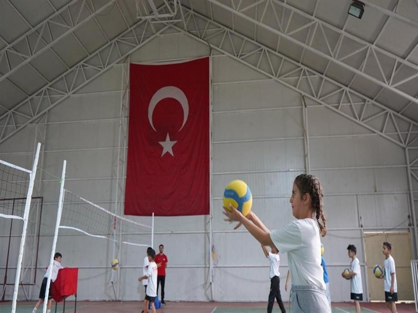 Şırnak'ta 1200 çocuk sporla buluştu! Yüzde 80'i kızlardan oluşuyor