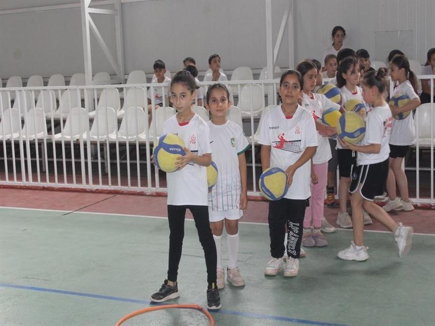 Şırnak'ta 1200 çocuk sporla buluştu! Yüzde 80'i kızlardan oluşuyor