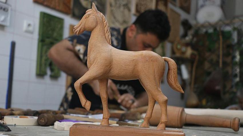 Adanalı usta, unutulmaya yüz tutan sanatı diriltti! Yurt dışından sipariş yağıyor