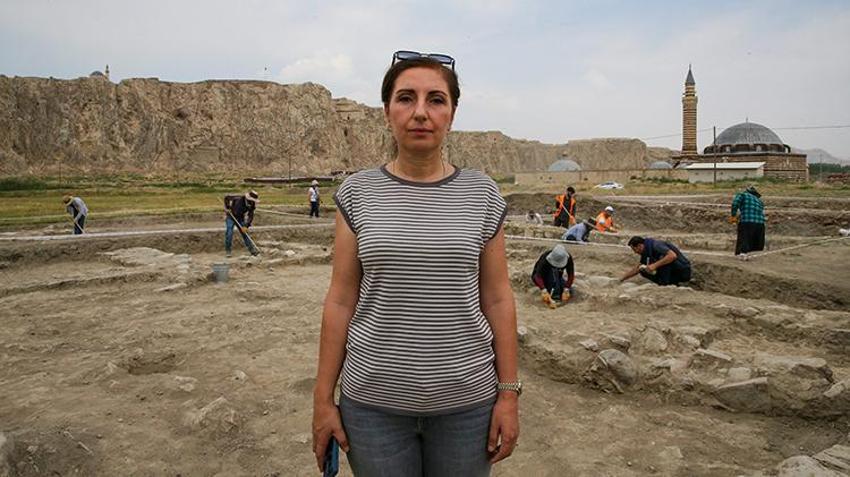 Eski Van'da tarihi keşif yapıldı! Osmanlı kışlası izleriyle karşılaşıldı