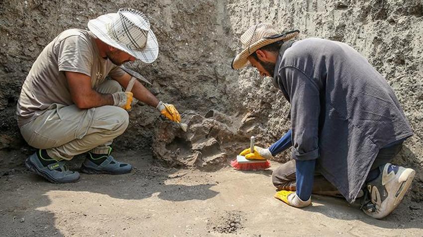 Eski Van'da tarihi keşif yapıldı! Osmanlı kışlası izleriyle karşılaşıldı