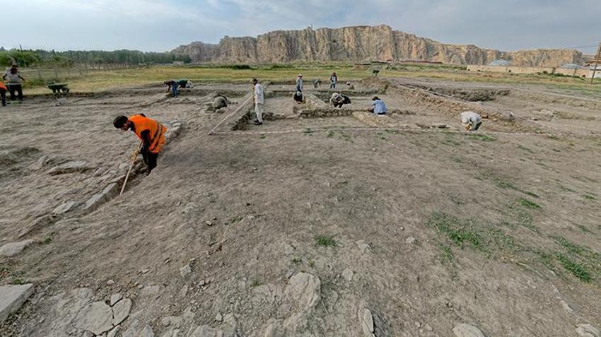 Eski Van'da tarihi keşif yapıldı! Osmanlı kışlası izleriyle karşılaşıldı