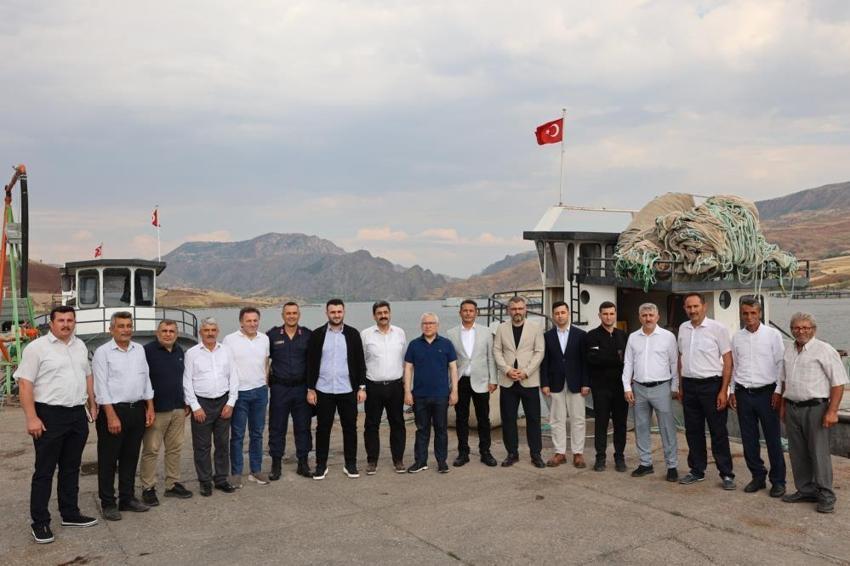 Denize kıyısı olmayan Sivas'ta 5 bin ton Türk somonu üretiliyor