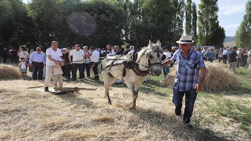 Bayburt'ta "6. Harman Festivali" başladı! Köydeki müzede gerçekleştiriliyor