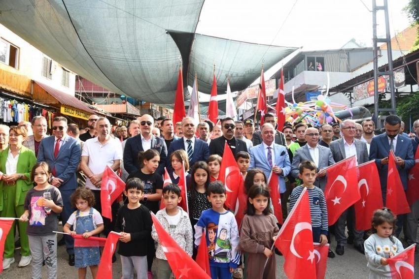 Osmaniye'de çocuklar şen! 29'uncusu kortej yürüyüşüyle başladı