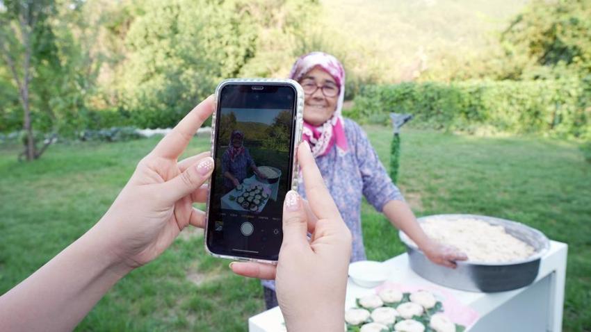Kim Milyoner Olmak İster yarışmasında 1 milyonluk soruyu gördü Türkiye onu tanıdı! Takipçi sayısı iki katına çıkınca fenomen oldu