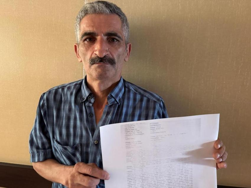 Denizli'de çiftçi, sulama hattını paramparça etti! Tarlasına izinsiz hat döşendi, boruları köy meydanına fırlattı