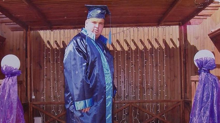 270 kilo olan Mehmet, tedavisi için yardım istiyor: 15 aydır bu odaya kilitlenip kaldım, kurtulmak istiyorum