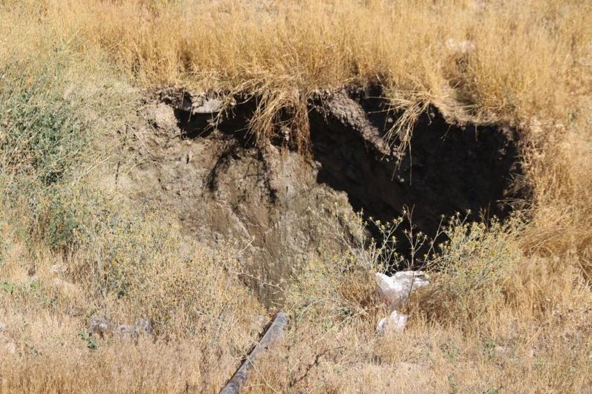 Deprem sonrası Eskişehir'de ortaya çıktı: Sabah tarlaya giderken bulundu