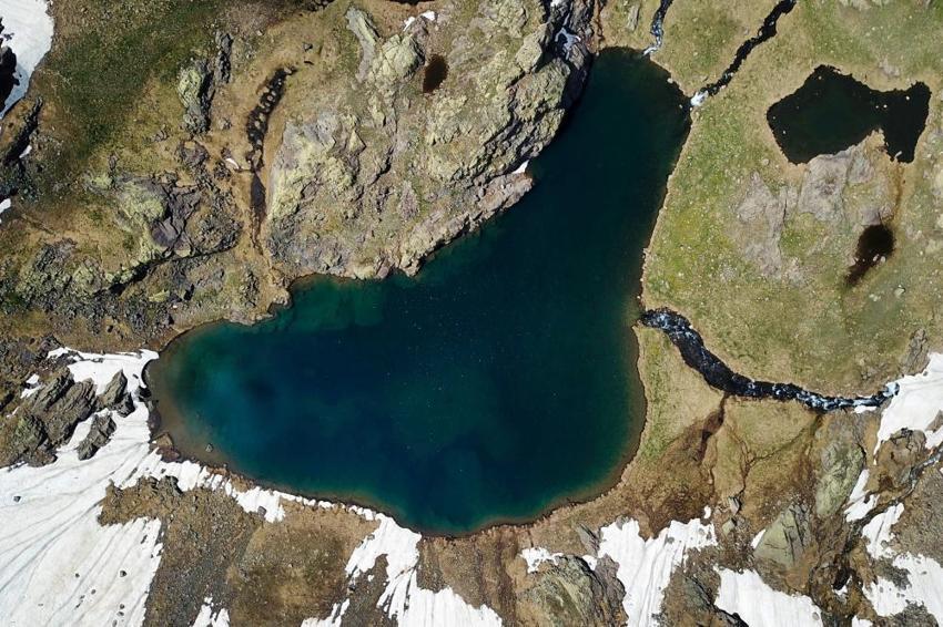 Doğal cennet alarm veriyor: Doğu Karadeniz'in buzul göllerinde kurşun tehlikesi!