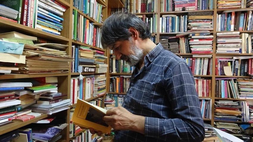 Mardin'in en meşhurları sahaflar oldu: Ziyaretçilerini geçmişe götürüyor