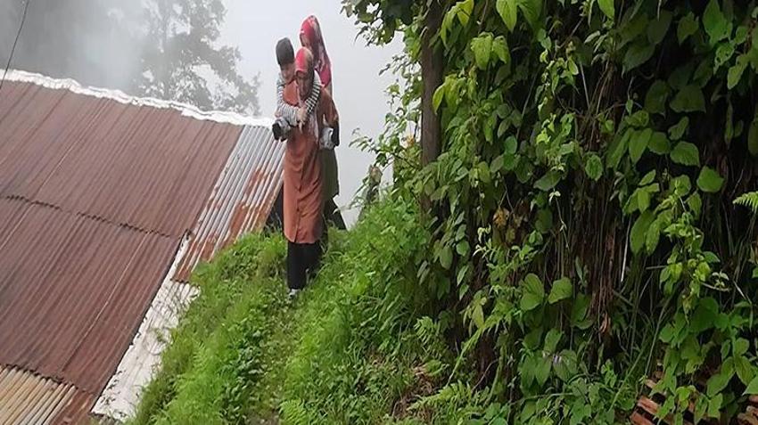 Rizeli aile Down sendromlu kızı için yol istiyor! 'Ben de kalp hastasıyım, artık taşıyamıyorum'