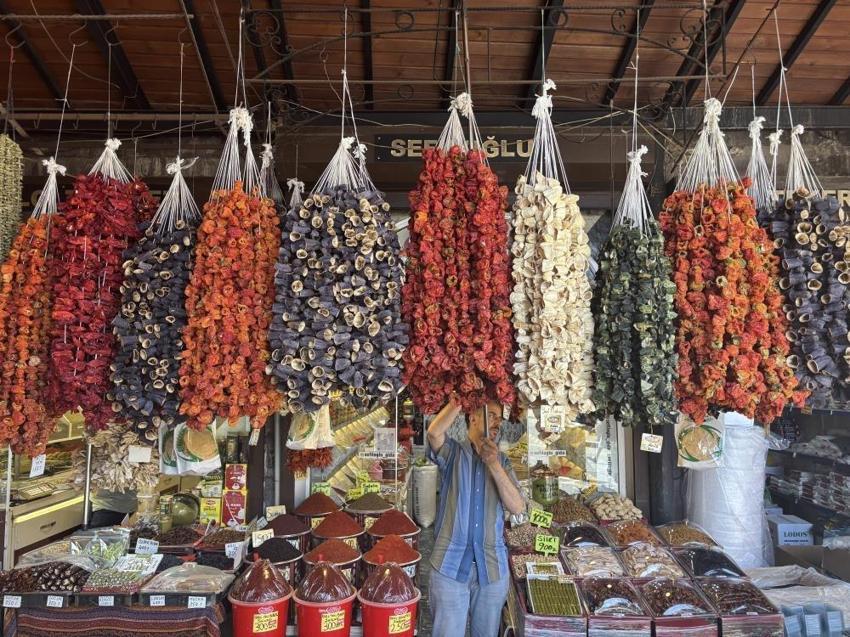 Gaziantep'te kurutmalıkların yeni fiyatı belli oldu! Tezgahlarda satışa sunuldu