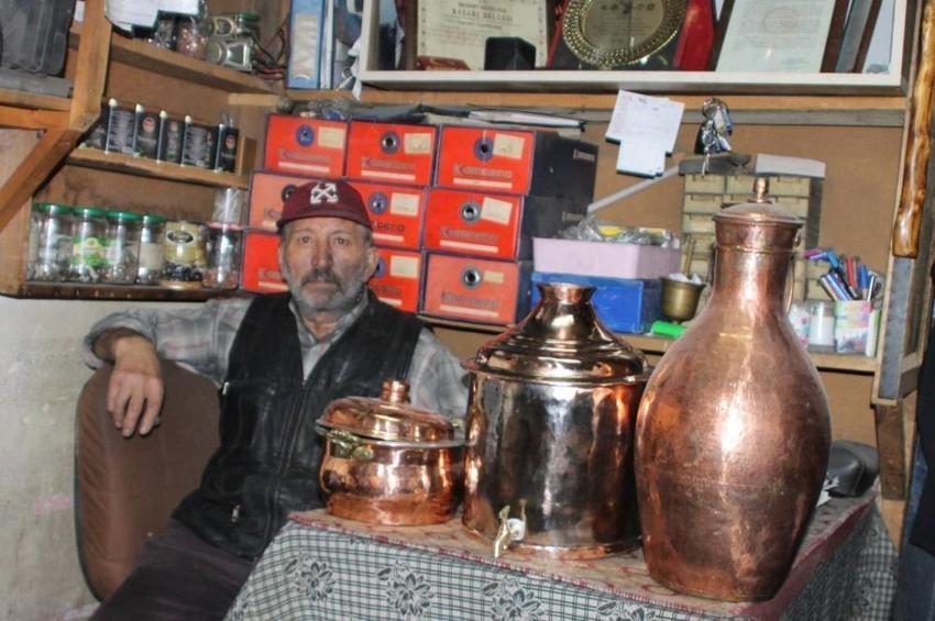 Bayburtlu ustanın işleri bitme noktasına gelmişken 4 yıl önce bir şey oldu! Yaz aylarında boş vakti yok
