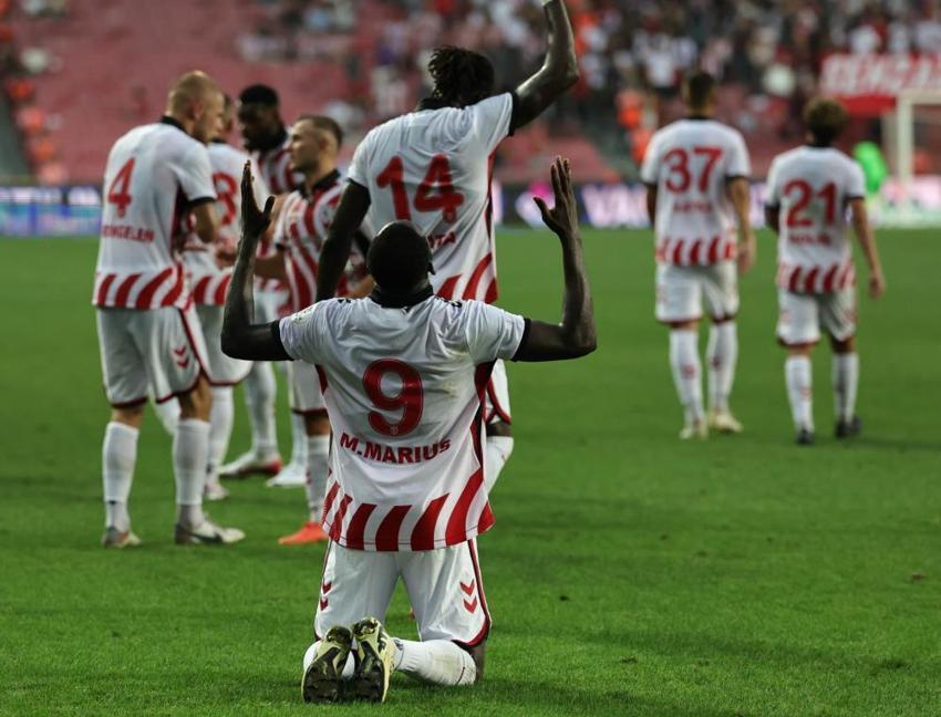 Samsunspor'un çilek transferi hayırlı olsun! Yüksel Yıldırım resmen açıkladı