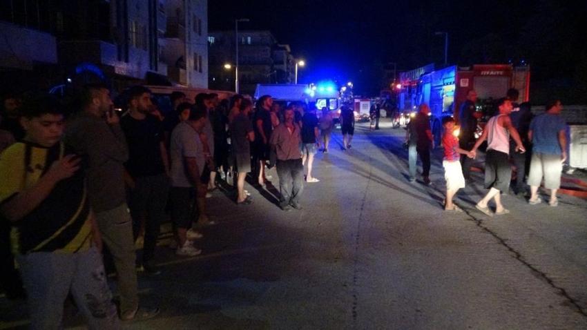 Malatya'da gece yarısı panik: Herkes sokağa döküldü