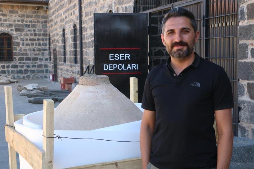 Diyarbakır'da yıllarca evinde sakladı! Karısı ölünce 'hazine'yi ihbar etti, 8 kişi taşıyamadı