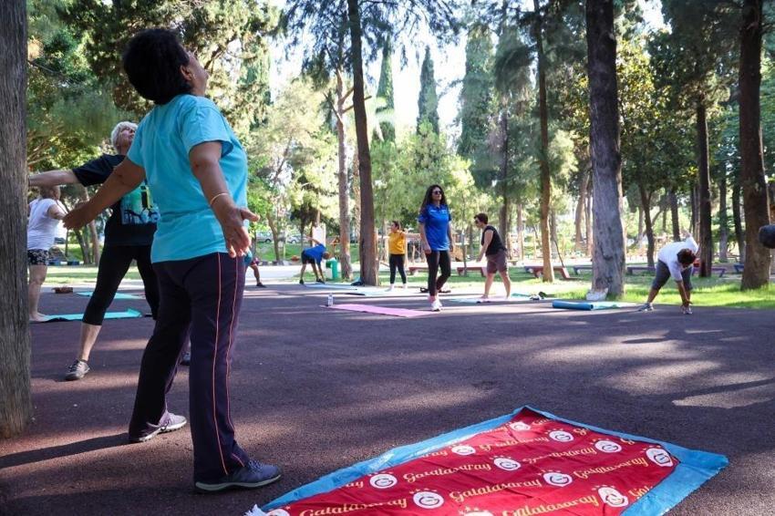 Antalya'da başladı: Her sabah spor için toplanıyorlar