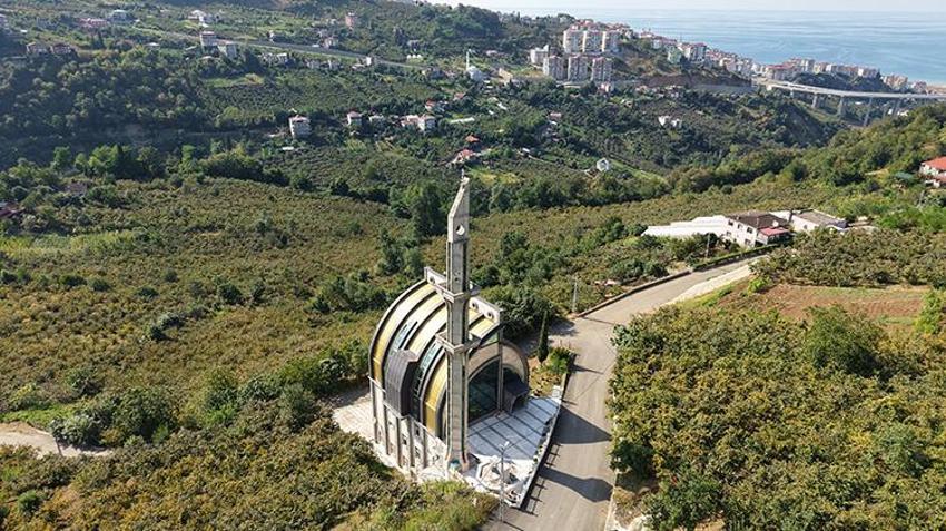 Dünyada eşi benzeri yok! Trabzon'a giden hayran kalıyor