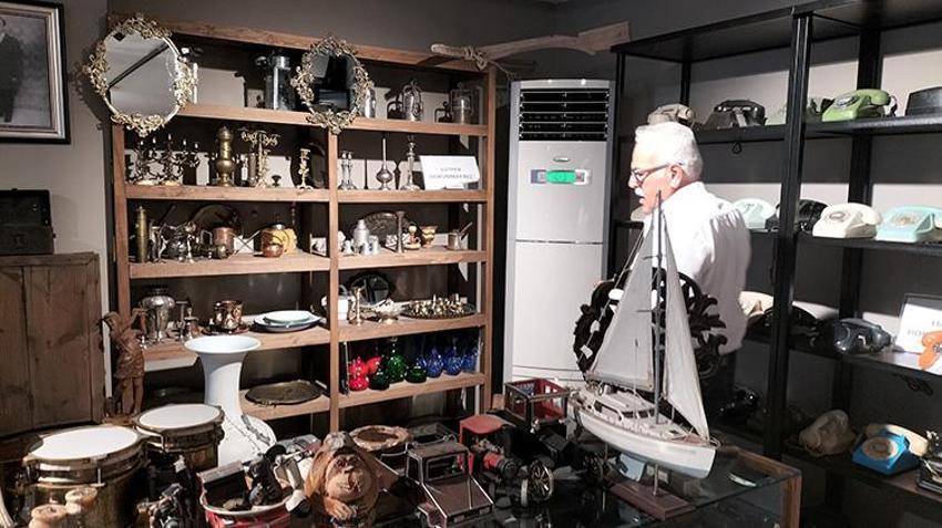Dükkanın üst katında gizledi! Yıllarını buna adadı, görenleri hayrete düşüyor