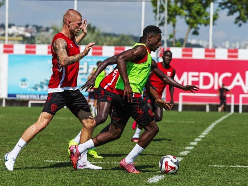 Samsunspor Avrupa sahnesine hazır! Yüksel Yıldırım: Panathinaikos'u iki maçta da yenmek istiyoruz