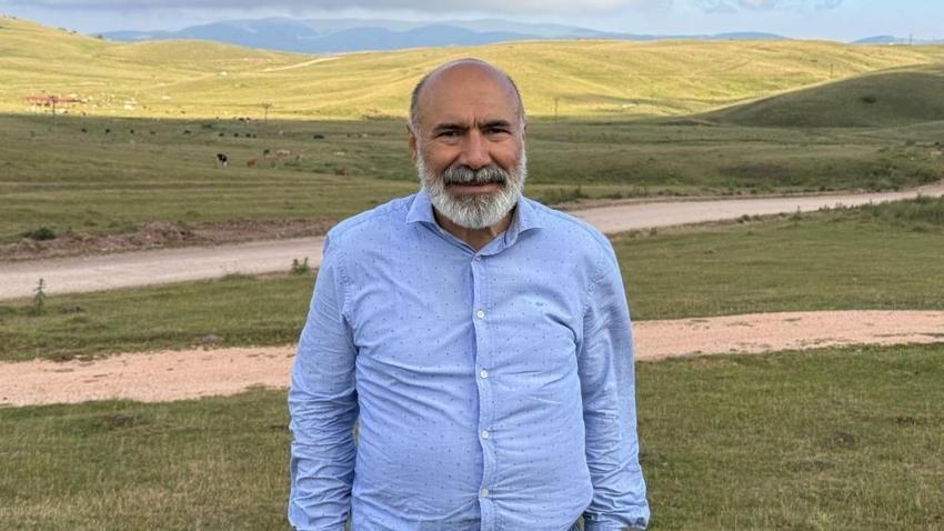 Türk beyliklerinin mezarlığı hayvanlara tuz taşı oldu! 3 bin askerin mezarlığı kaderine terkedildi