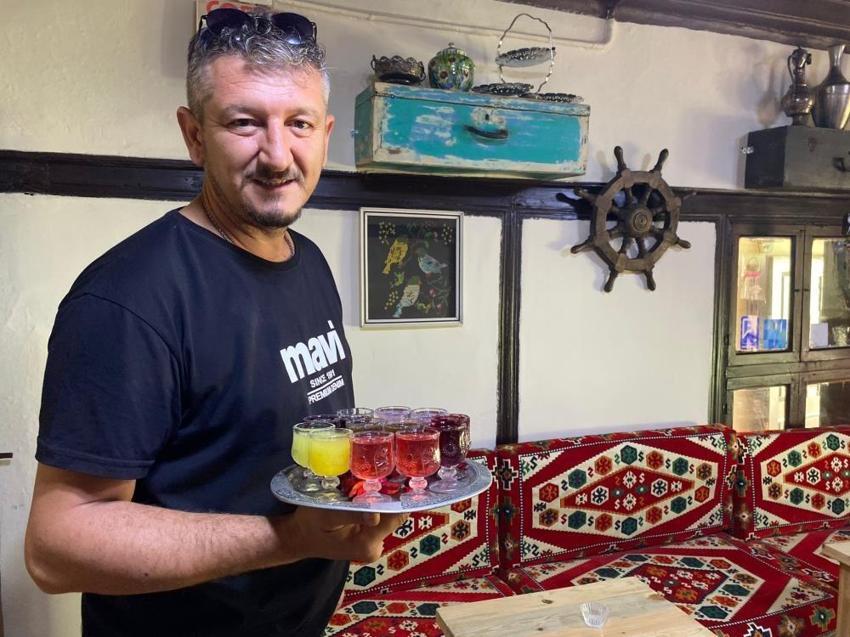 Eskişehir'de tarih yaşatılıyor: Osmanlı'nın şifa kaynağı şerbetler ilgi görüyor